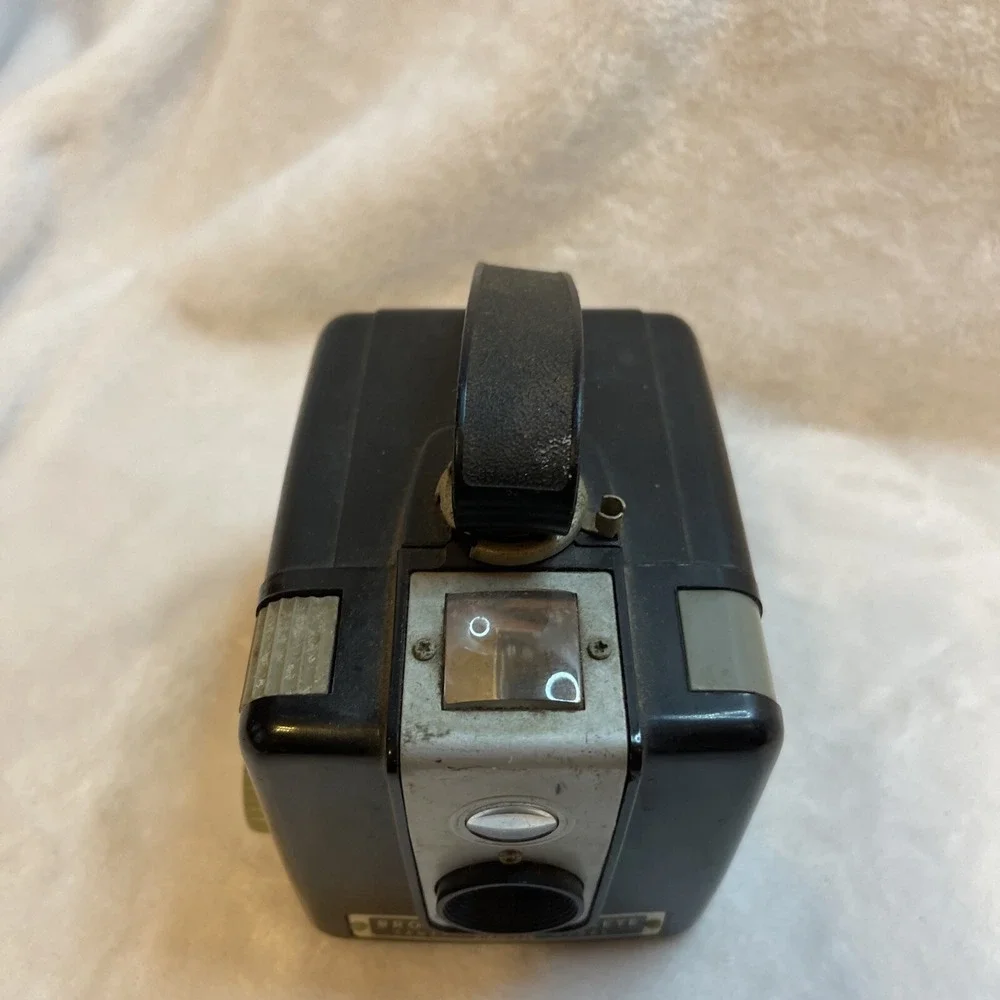 Vintage Kodak Brownie Hawkeye Flash Model Box Camera‎ Black Bakelite 620 Film